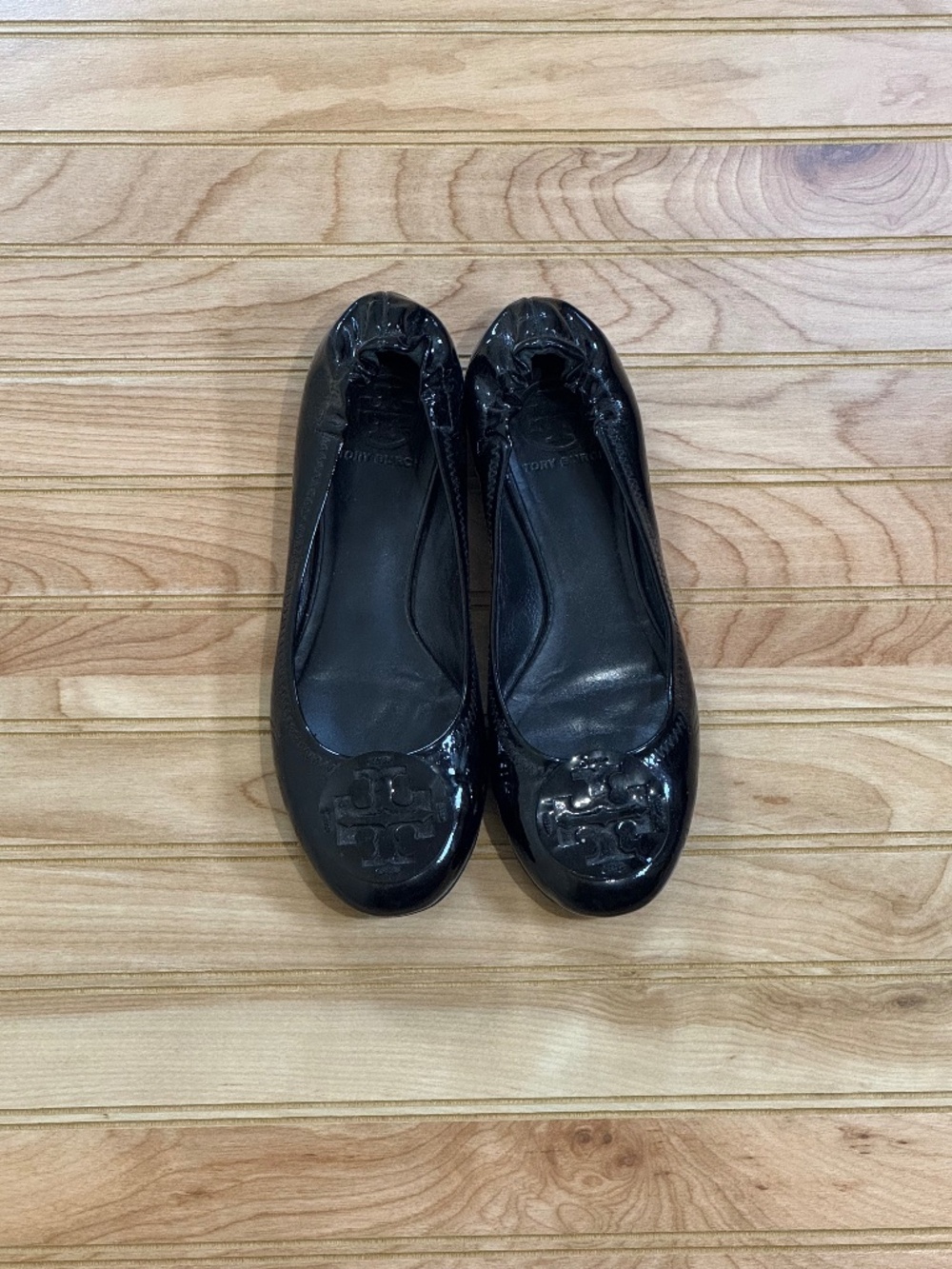 EUC Tory Burch Patent Leather Flats Size 7